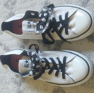 Converse Size 5/7